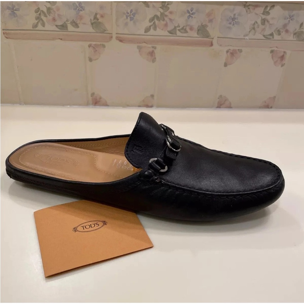 EUC TOD’s Black Leather SLIDE MULE Sz 10, 40 Silver Italy logo Buckle Beautiful